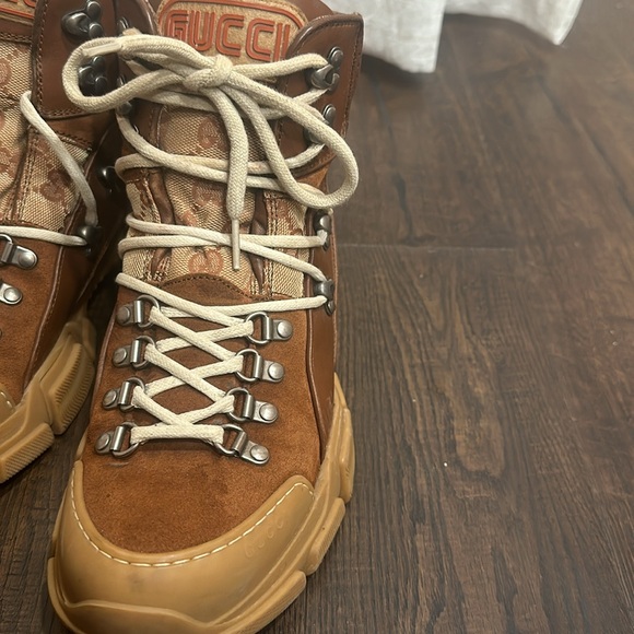 Gucci boots in size 6(run big). Would be for someone who wears size 8US or 8.5US - Picture 3 of 3